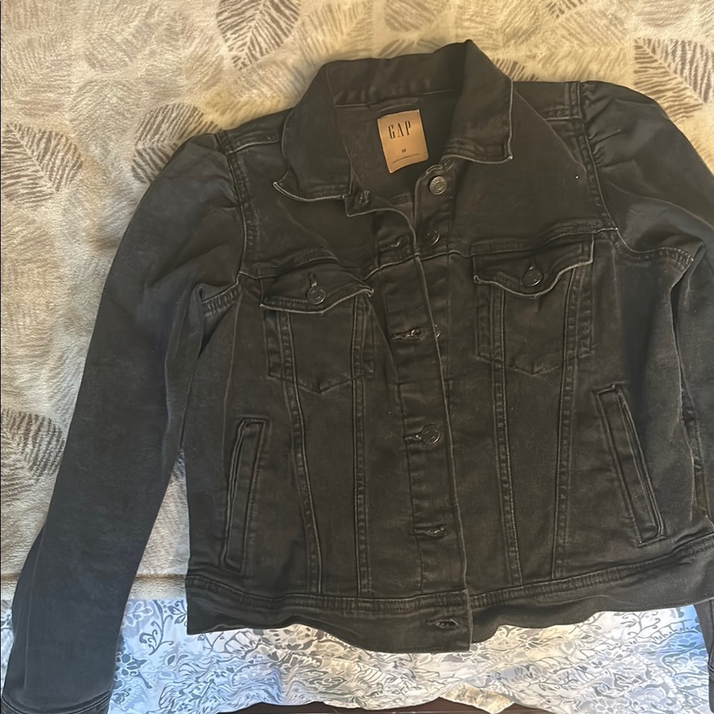 GAP Black Jean Jacket Timeless Denim Essential